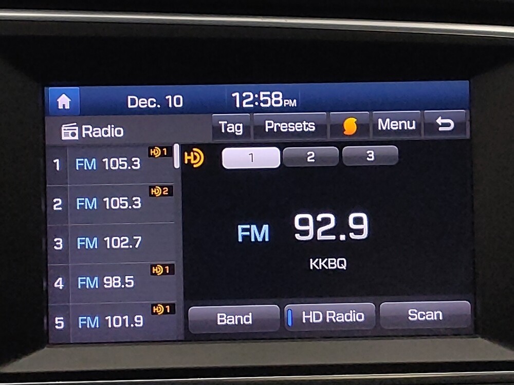 2017 Hyundai Elantra in Baton Rouge, LA 70816 - 18087251 25