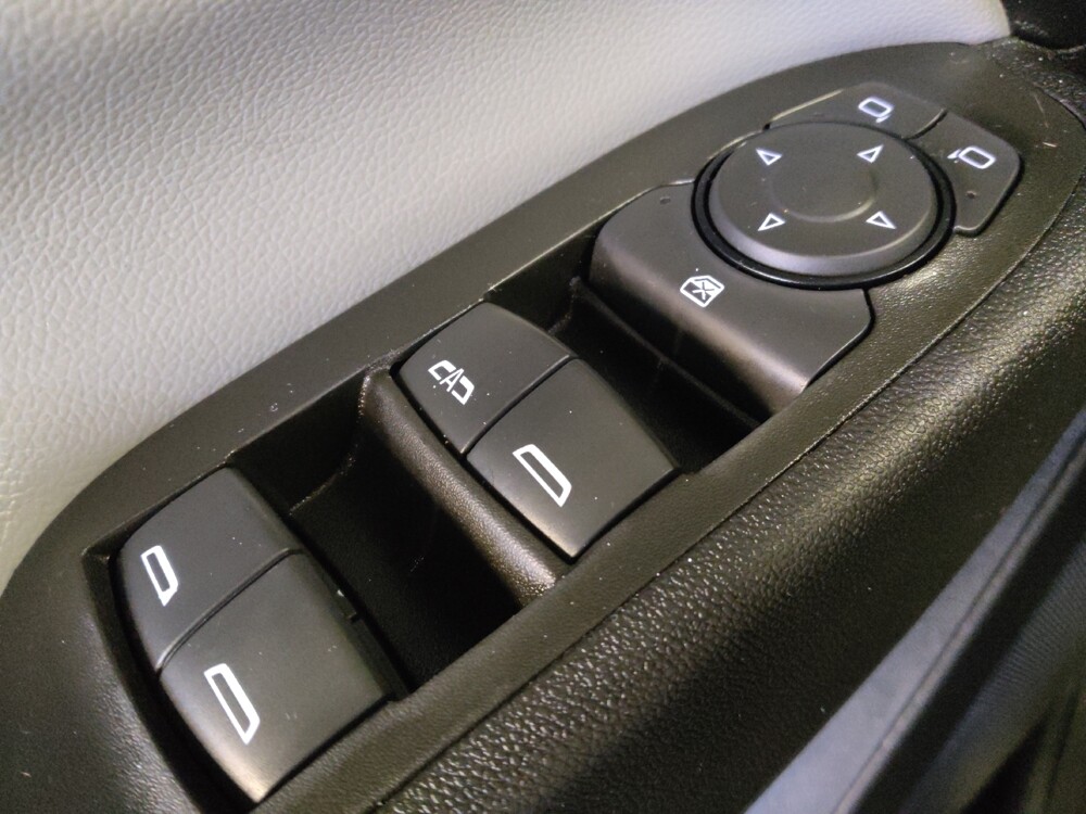 2022 Chevrolet Equinox in Baton Rouge, LA 70816 - 18087257 27