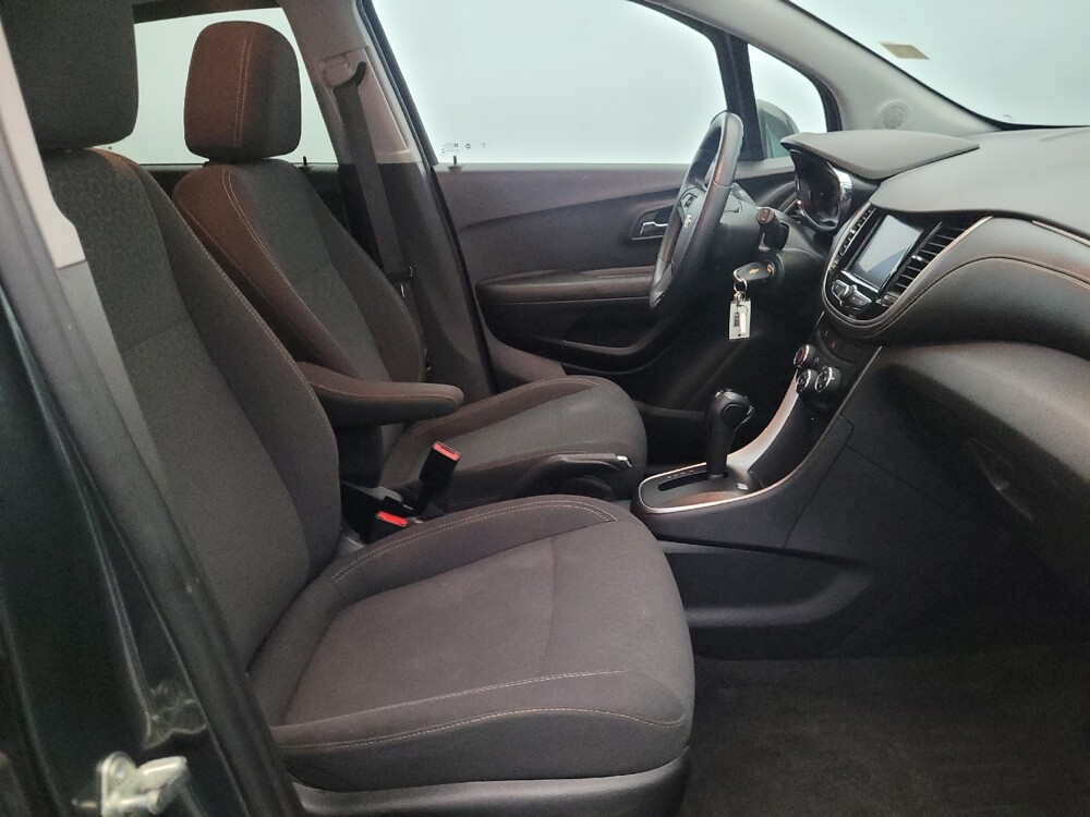 2020 Chevrolet Trax in Newport News, VA 23601 - 18087262 21