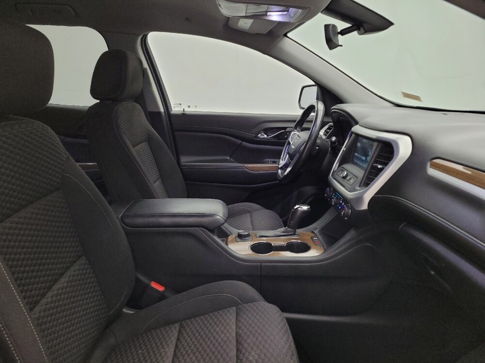 2019 GMC Acadia in Maple Heights, OH 44137 - 18087263 21