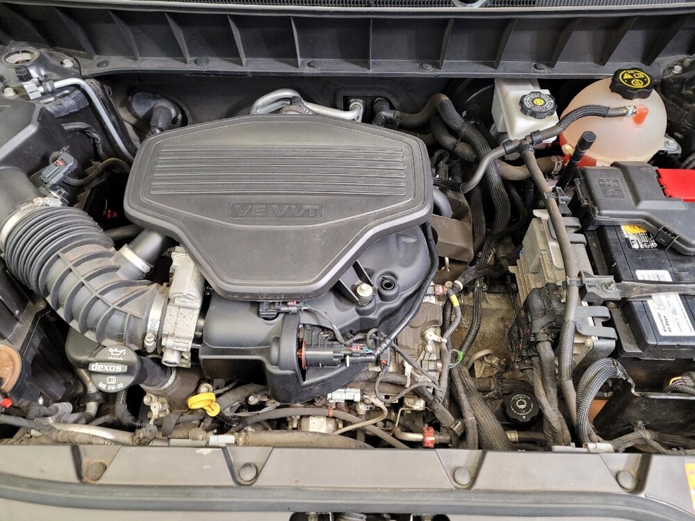 2019 GMC Acadia in Maple Heights, OH 44137 - 18087263 30