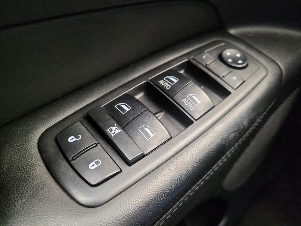 2019 Jeep Grand Cherokee in Fairfield, OH 45014 - 18087264 27