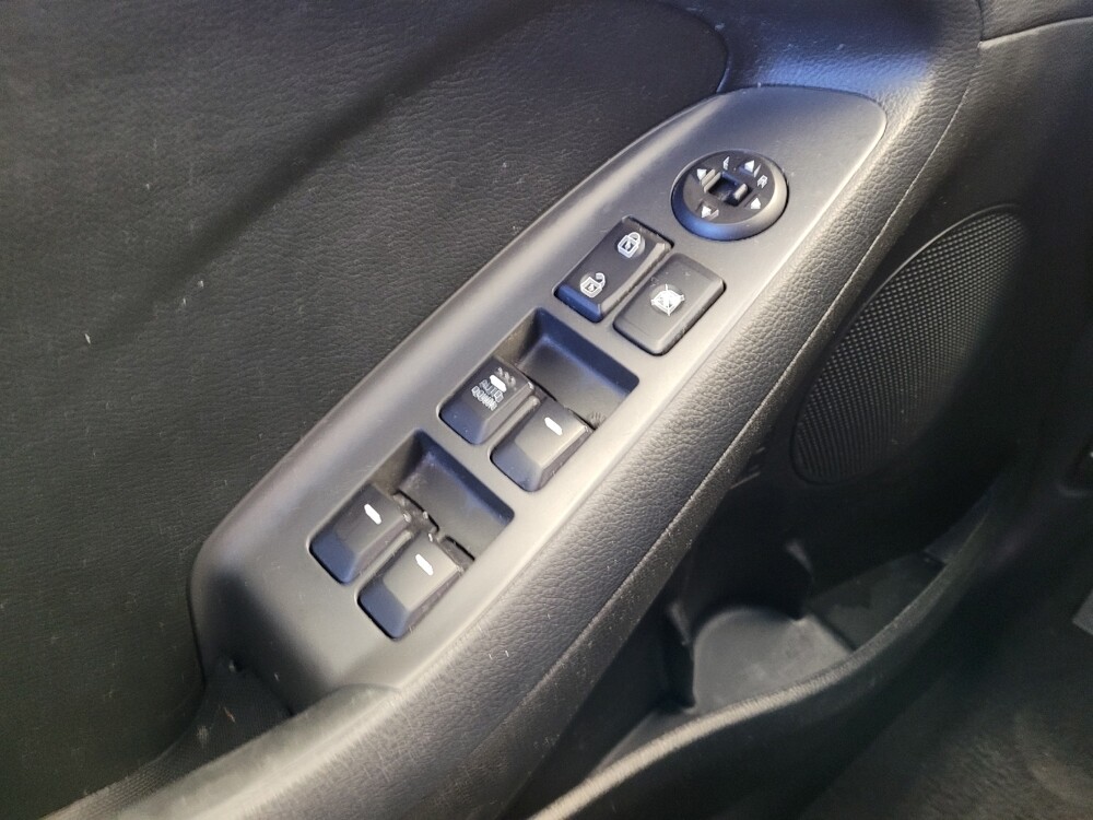 2018 Kia Forte in Columbus, OH 43231 - 18087265 27