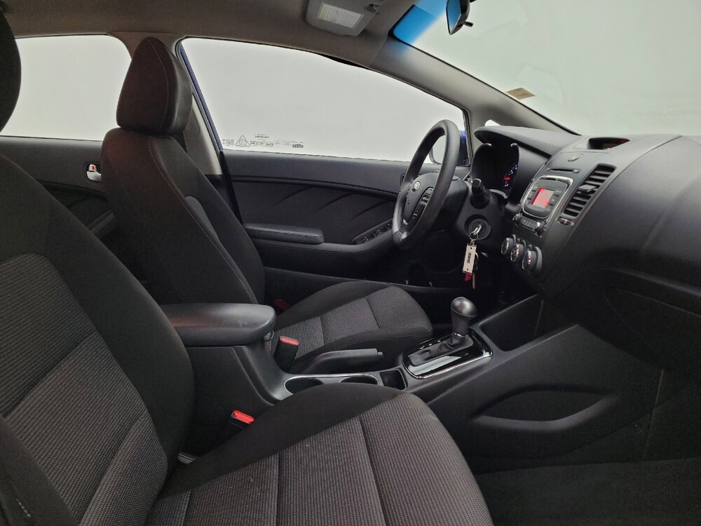 2018 Kia Forte in Columbus, OH 43231 - 18087265 21