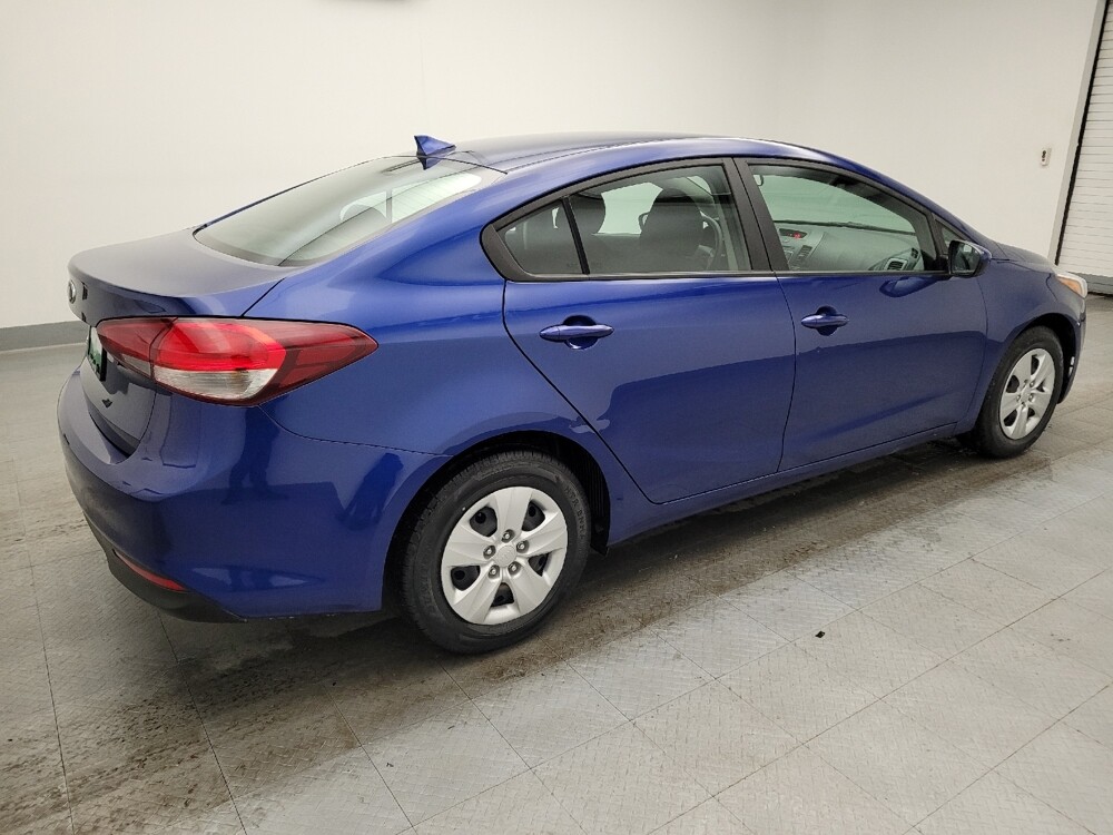 2018 Kia Forte in Columbus, OH 43231 - 18087265 10