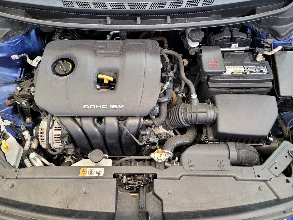 2018 Kia Forte in Columbus, OH 43231 - 18087265 30