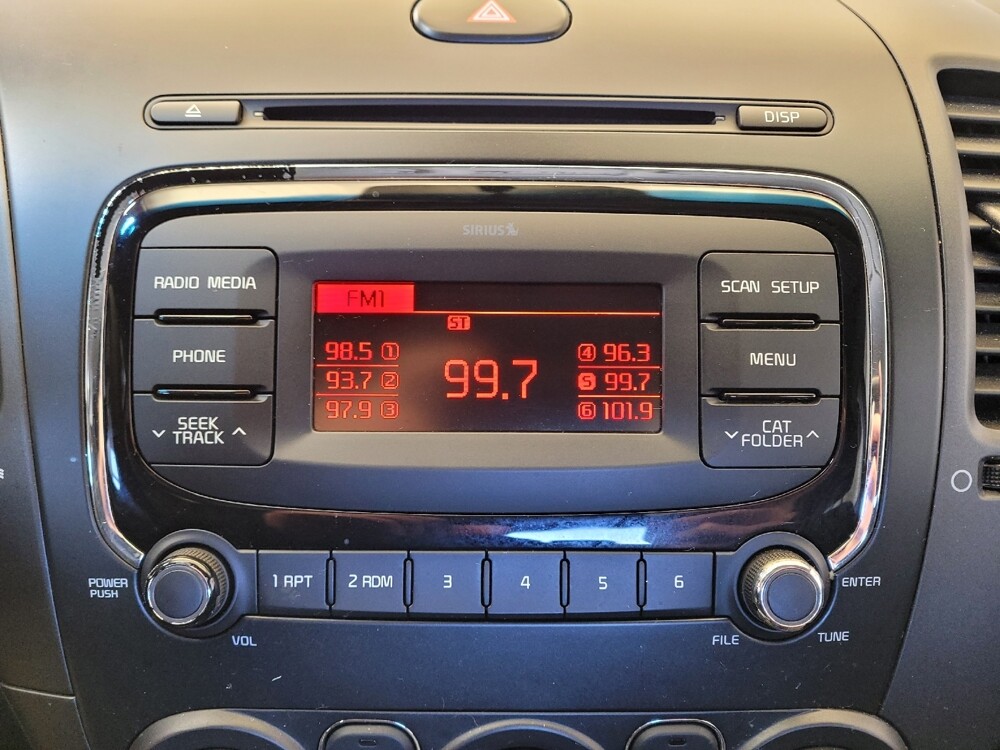 2018 Kia Forte in Columbus, OH 43231 - 18087265 25