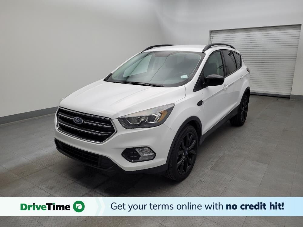 2019 Ford Escape in Fairfield, OH 45014 - 18087267