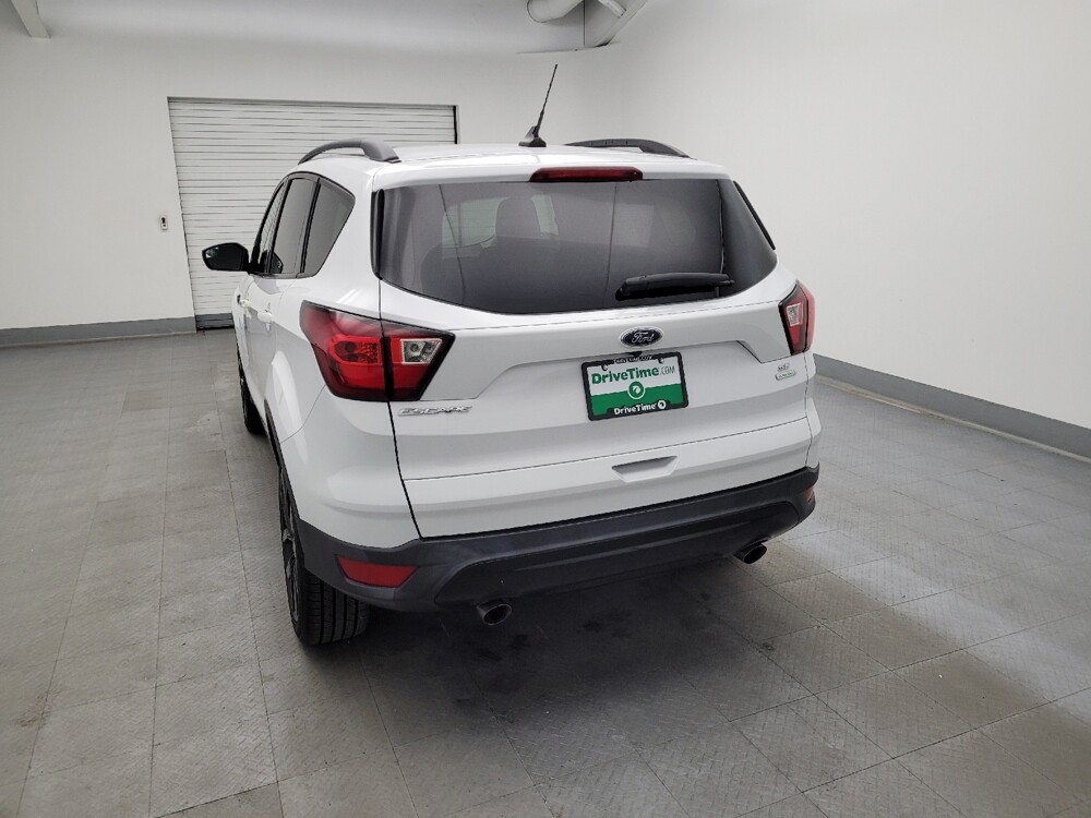 2019 Ford Escape in Fairfield, OH 45014 - 18087267 6