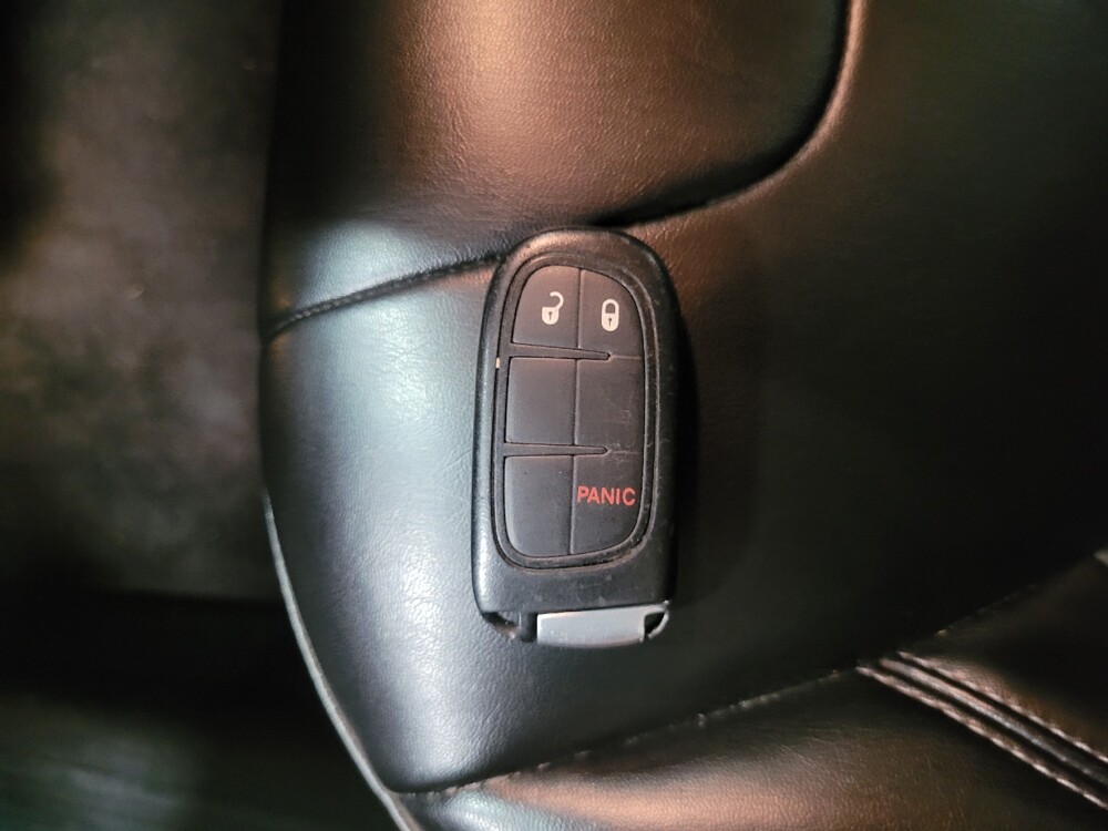 2019 Jeep Cherokee in Pittsburgh, PA 15237 - 18087270 32