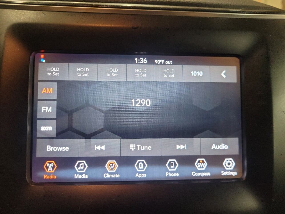 2019 Jeep Cherokee in Pittsburgh, PA 15237 - 18087270 25