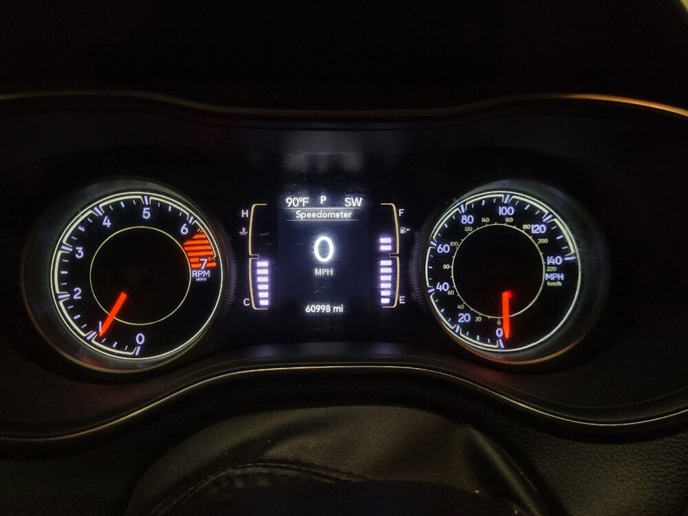 2019 Jeep Cherokee in Pittsburgh, PA 15237 - 18087270 23