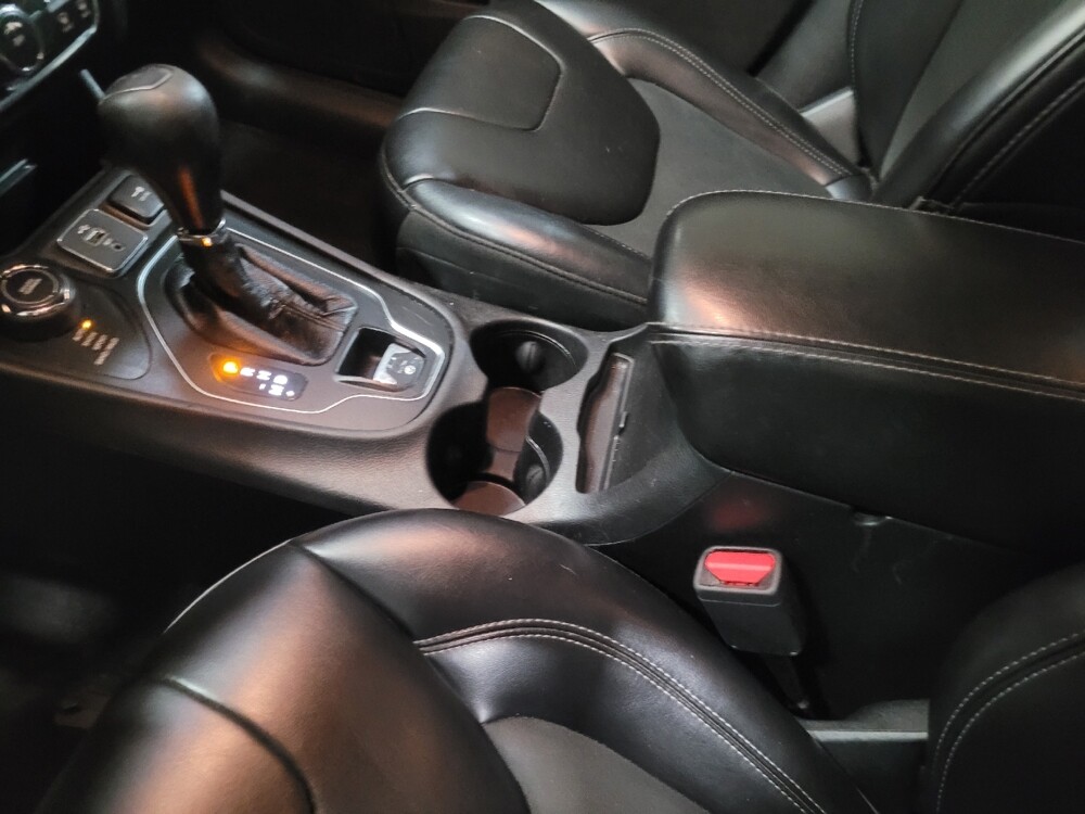 2019 Jeep Cherokee in Pittsburgh, PA 15237 - 18087270 26