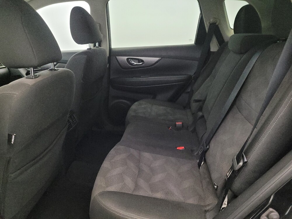 2016 Nissan Rogue in Pittsburgh, PA 15236 - 18087271 18