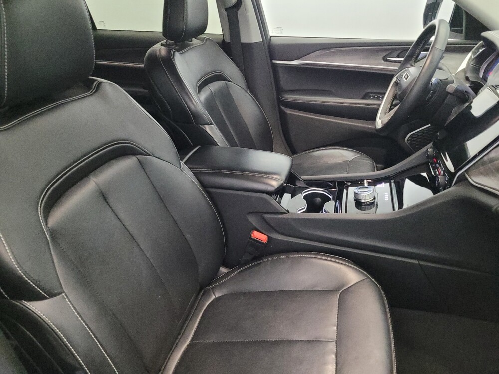 2022 Jeep Grand Cherokee L in Williamstown, NJ 8094 - 18087275 21