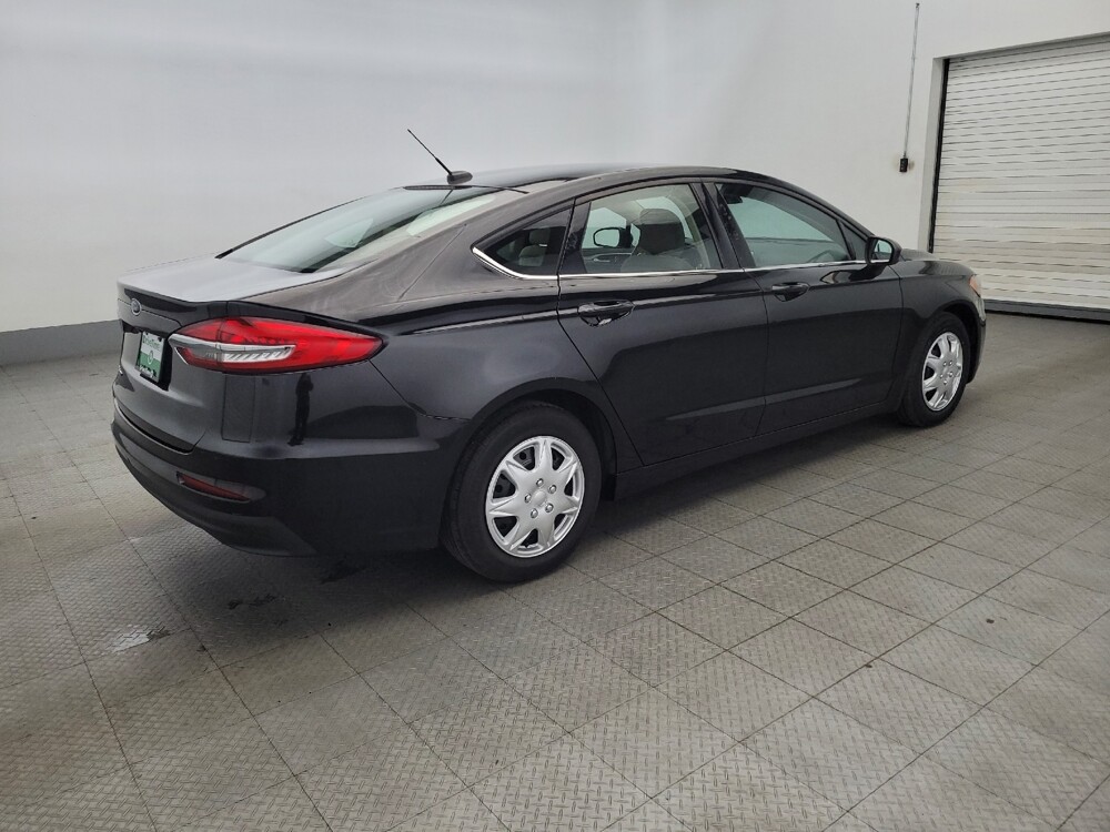 2019 Ford Fusion in Owings Mills, MD 21117 - 18087276 10