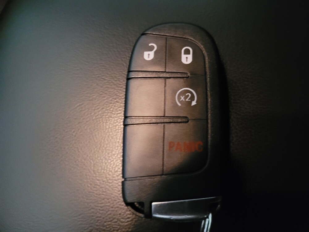 2014 Jeep Grand Cherokee in Pittsburgh, PA 15236 - 18087283 32