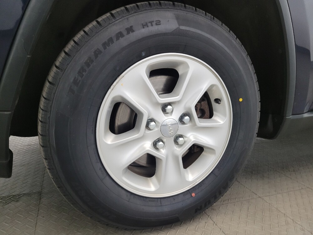 2014 Jeep Grand Cherokee in Pittsburgh, PA 15236 - 18087283 31