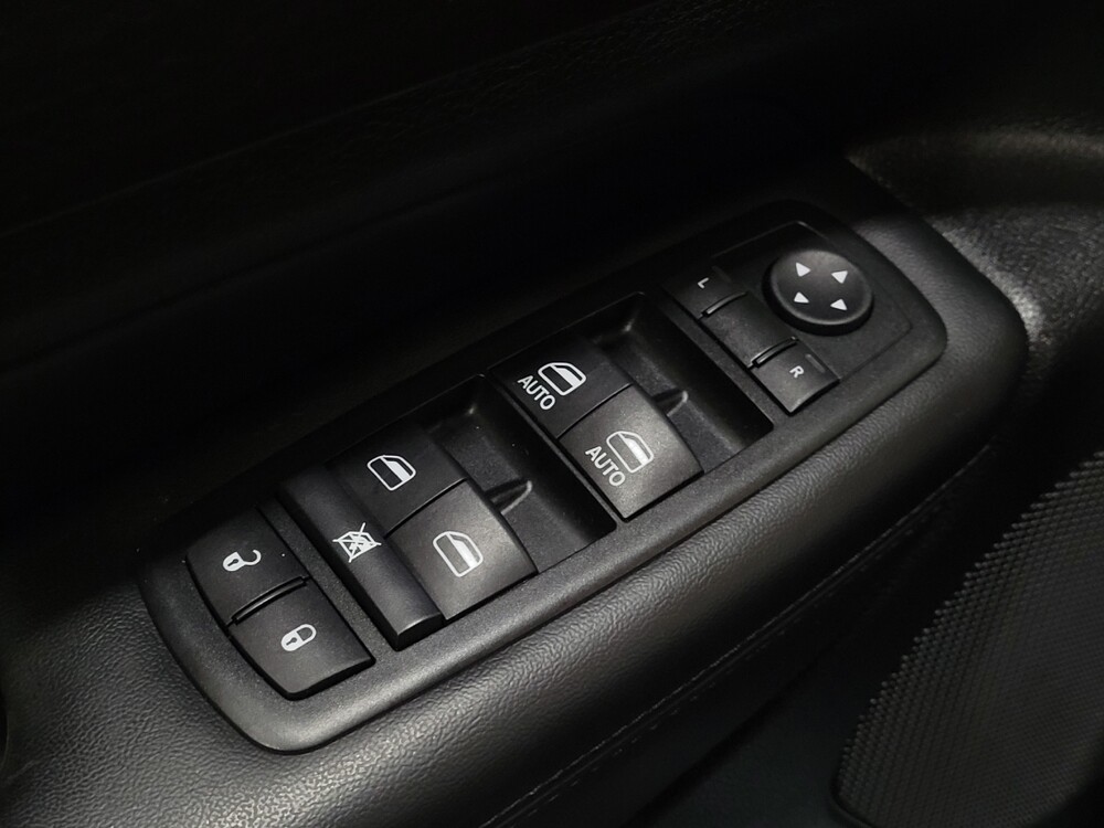 2014 Jeep Grand Cherokee in Pittsburgh, PA 15236 - 18087283 27