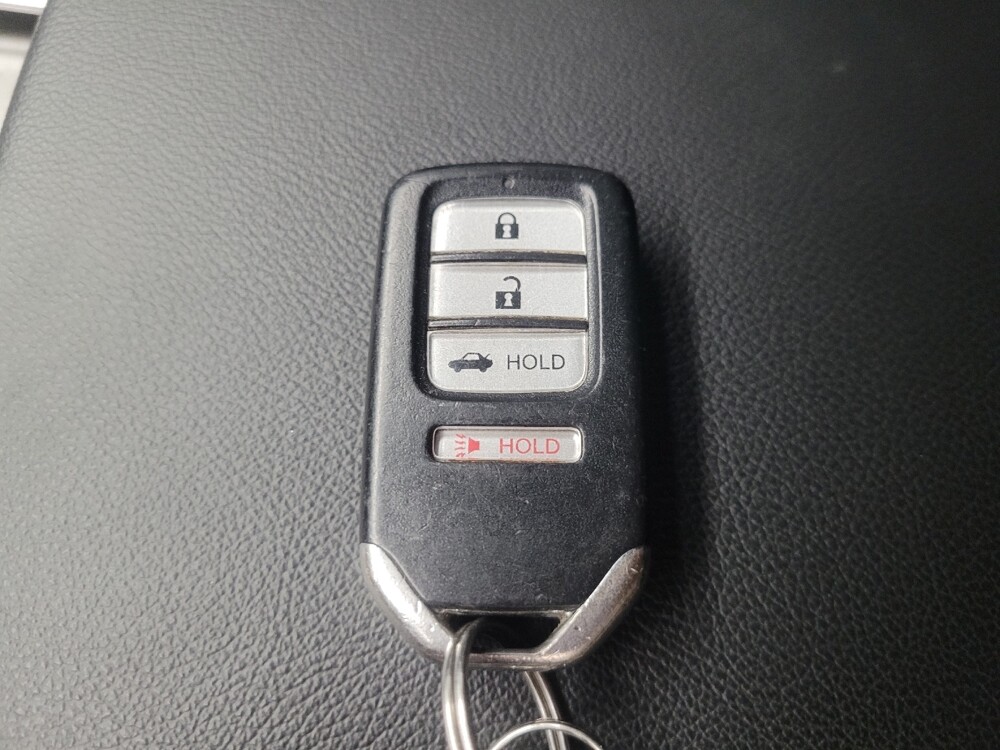 2020 Honda Accord in Indianapolis, IN 46222 - 18087290 32