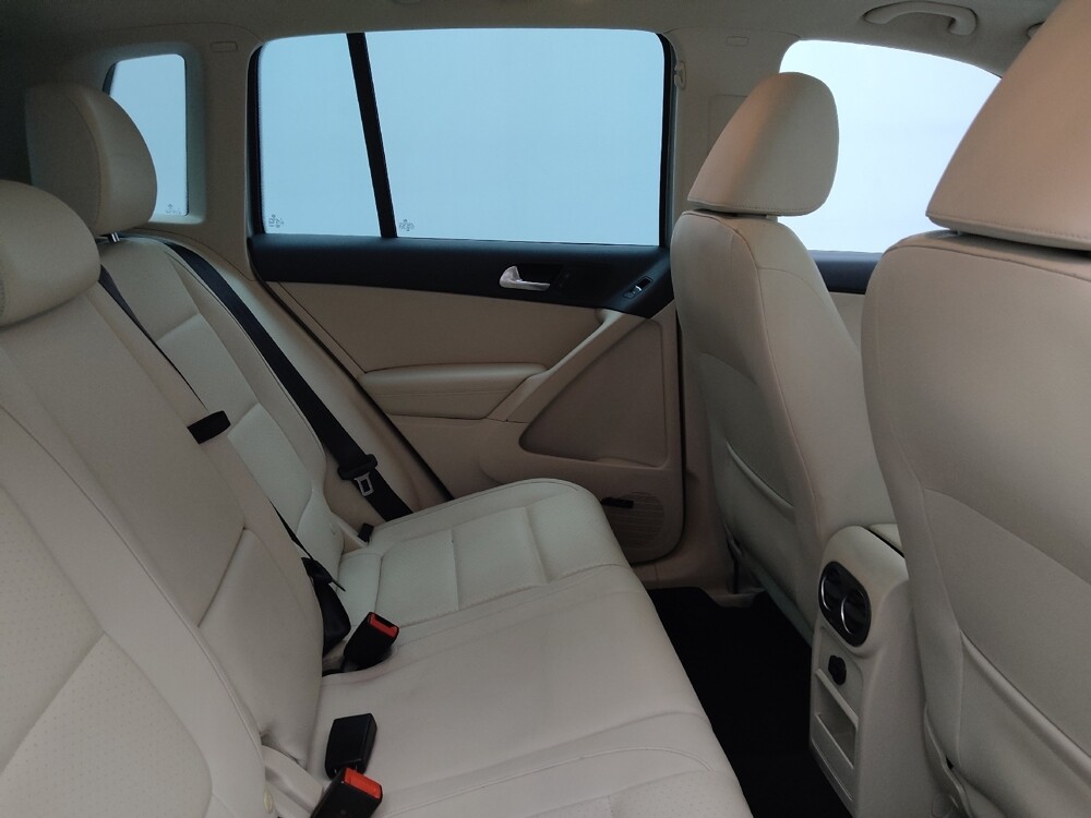 2014 Volkswagen Tiguan in Midlothian, IL 60445 - 18087293 19