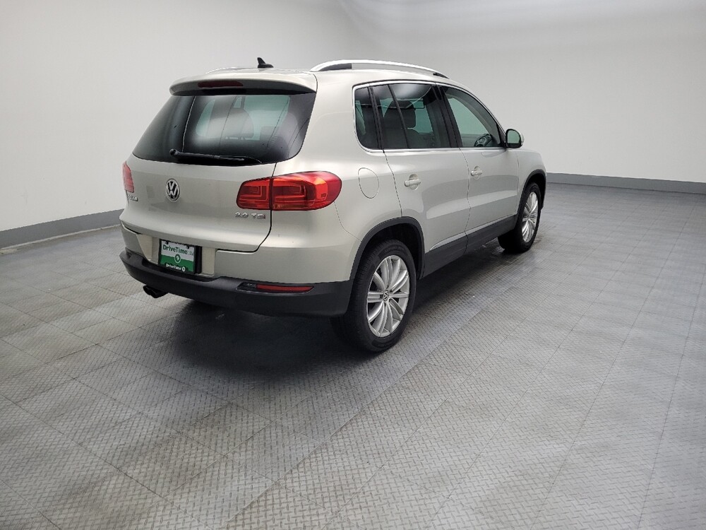 2014 Volkswagen Tiguan in Midlothian, IL 60445 - 18087293 10