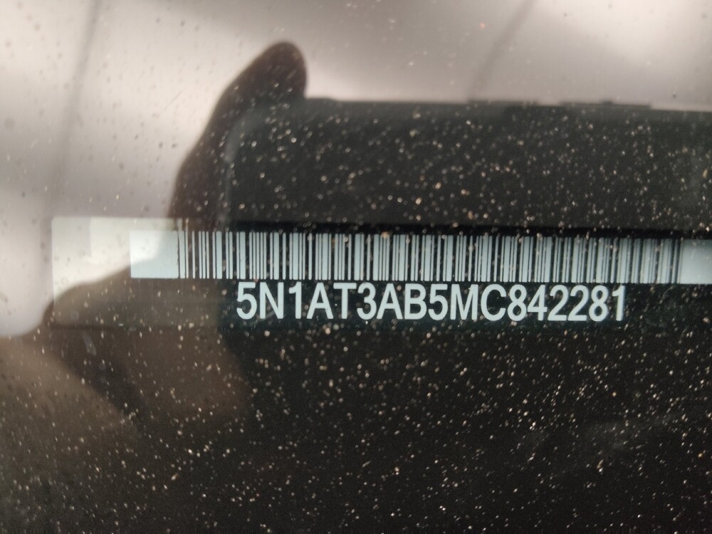 2021 Nissan Rogue in Des Moines, IA 50310 - 18087296 33