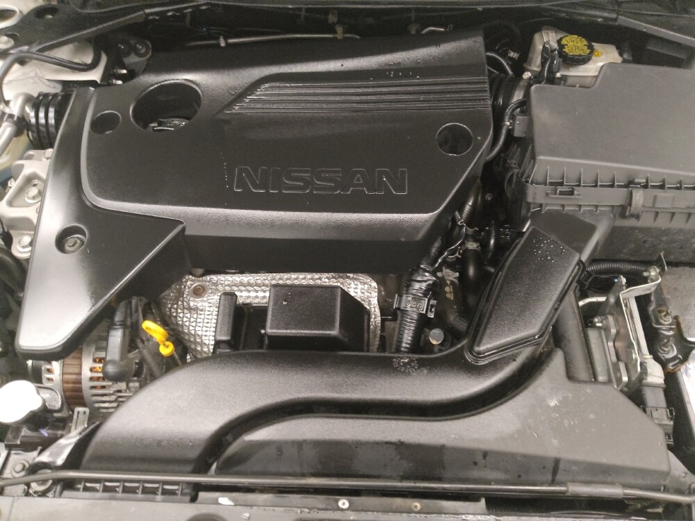 2017 Nissan Altima in Midlothian, IL 60445 - 18087297 30