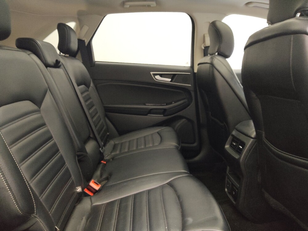 2019 Ford Edge in Midlothian, IL 60445 - 18087299 19