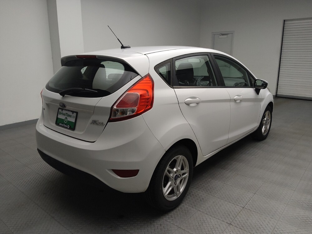 2017 Ford Fiesta in Eastpointe, MI 48021 - 18087301 10