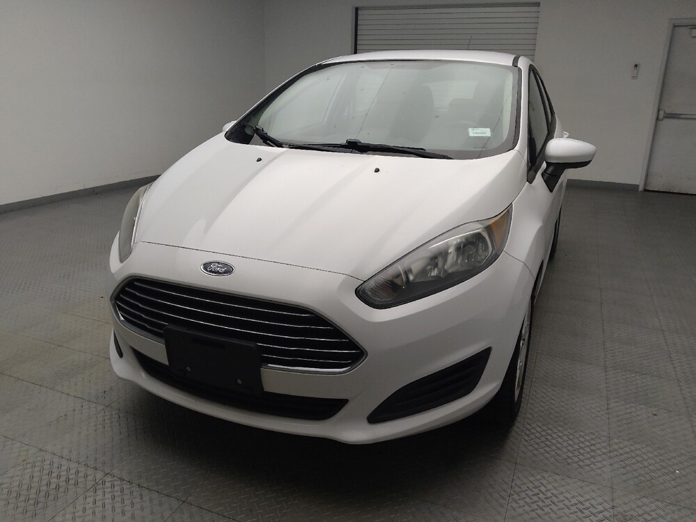 2017 Ford Fiesta in Eastpointe, MI 48021 - 18087301 15