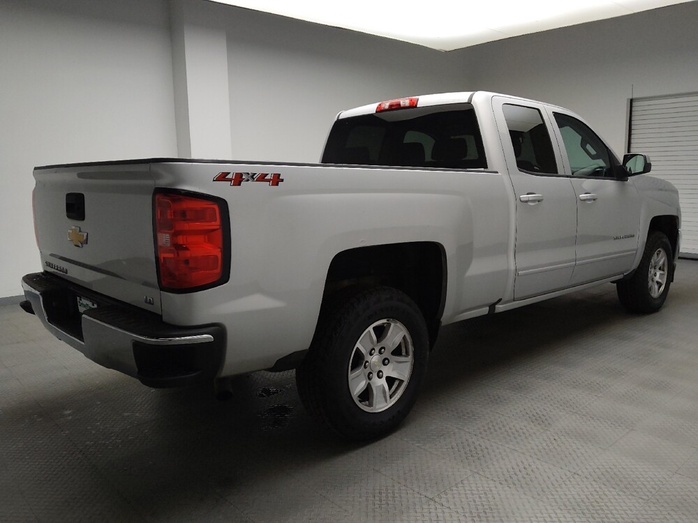2019 Chevrolet Silverado 1500 in Taylor, MI 48180 - 18087302 10