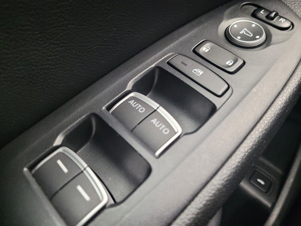 2018 Honda Accord in Taylor, MI 48180 - 18087303 27