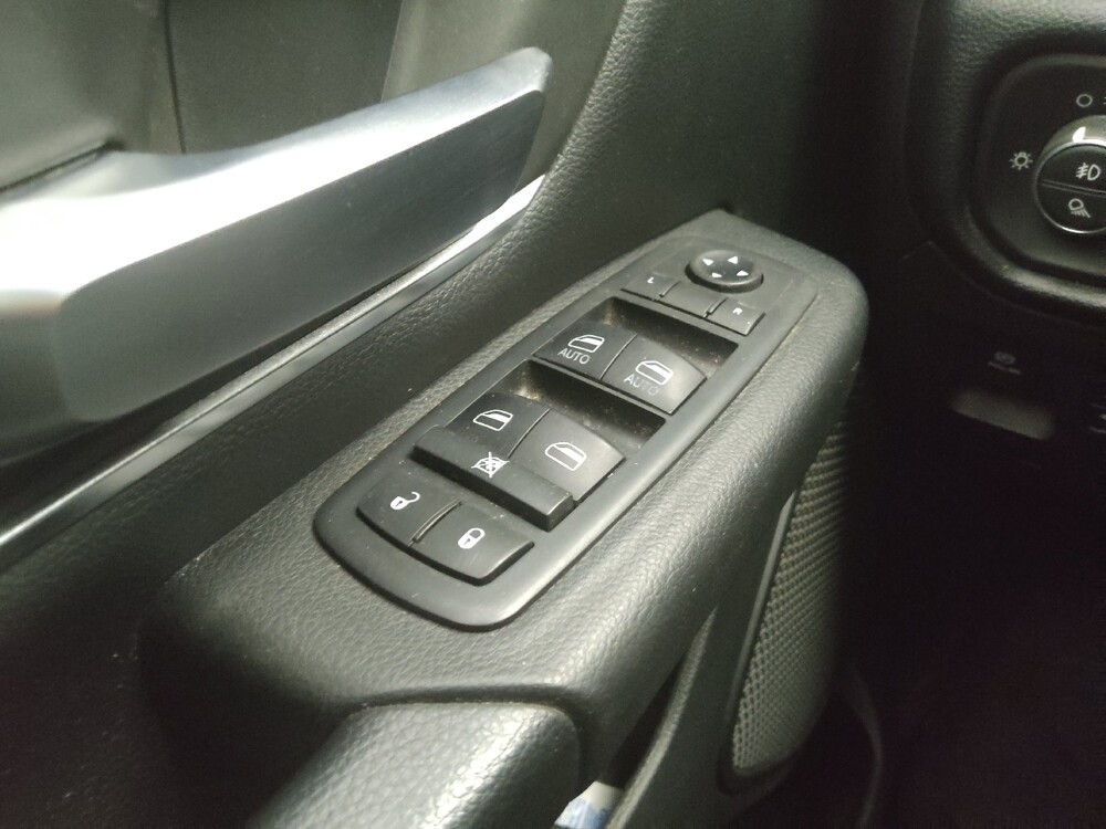 2019 RAM 1500 in Eastpointe, MI 48021 - 18087305 27