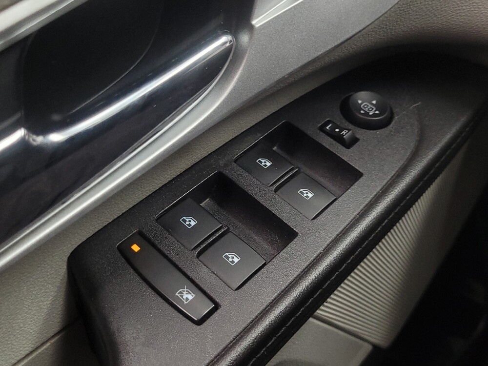 2016 Chevrolet Equinox in Indianapolis, IN 46219 - 18087307 27