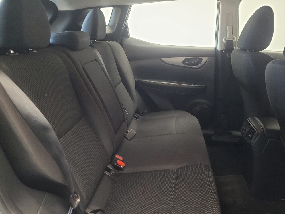 2018 Nissan Rogue Sport in Indianapolis, IN 46222 - 18087308 19