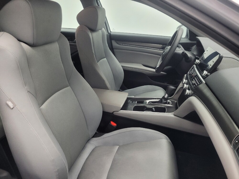 2018 Honda Accord in Indianapolis, IN 46222 - 18087309 21