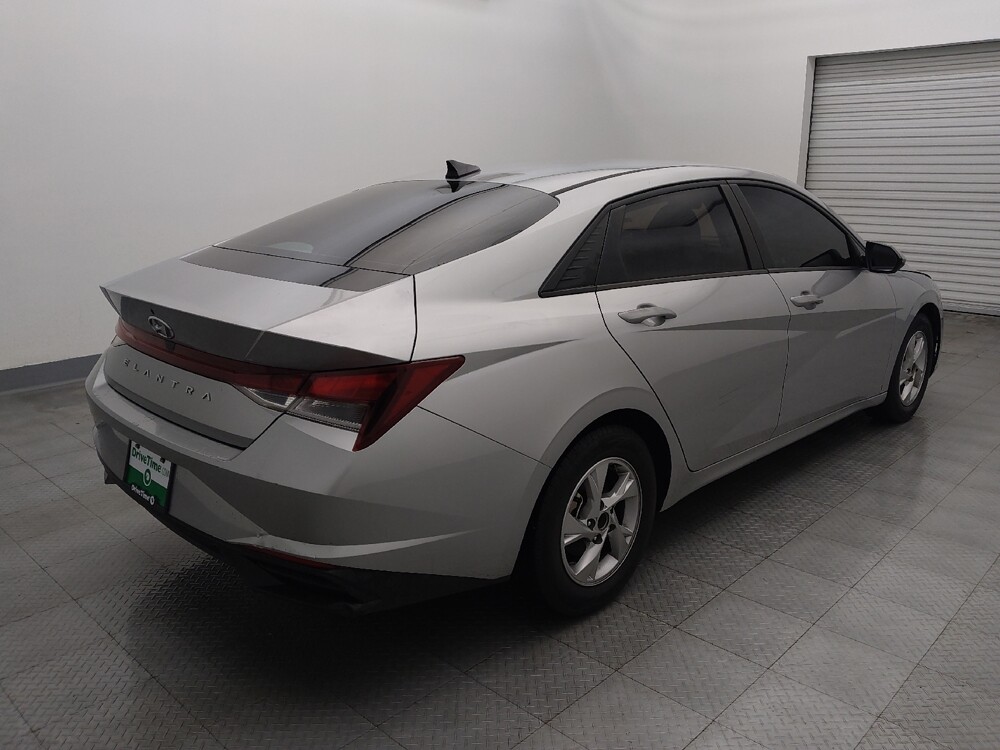2021 Hyundai Elantra in Houston, TX 77074 - 18087317 9