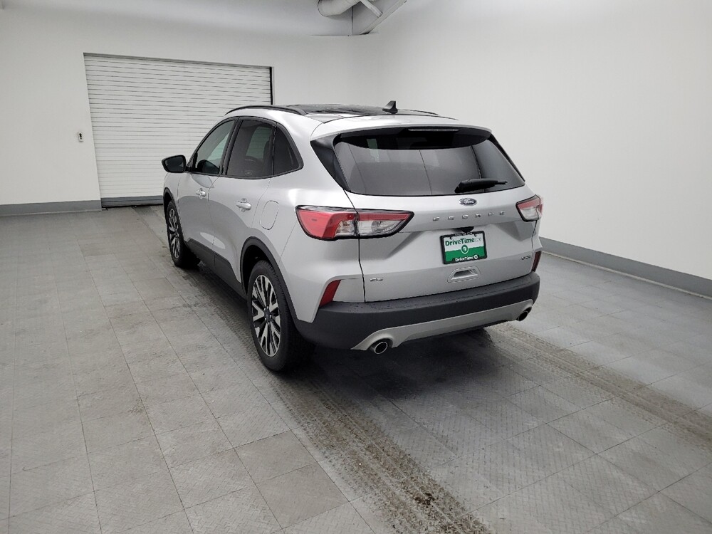2020 Ford Escape in Maple Heights, OH 44137 - 18087320 5