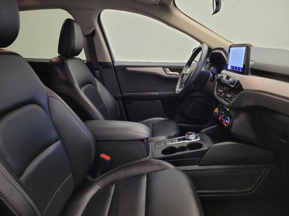 2020 Ford Escape in Maple Heights, OH 44137 - 18087320 21