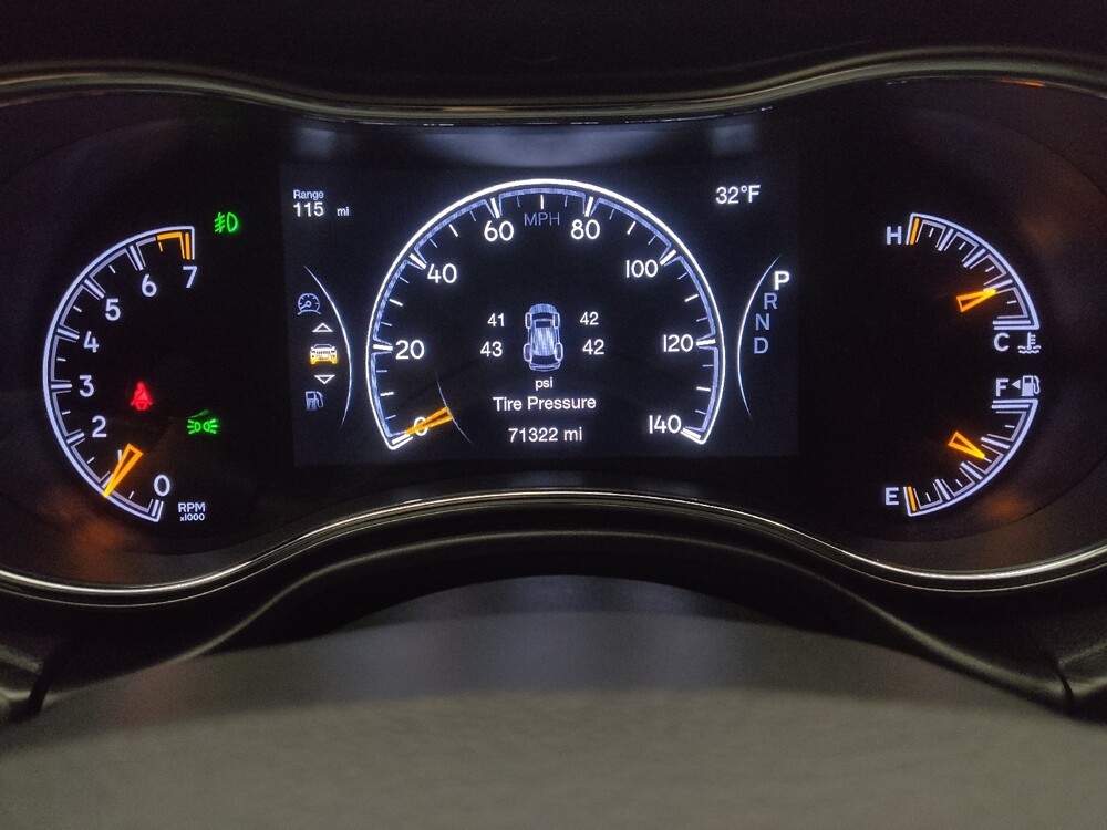 2019 Jeep Grand Cherokee in Des Moines, IA 50310 - 18087322 23