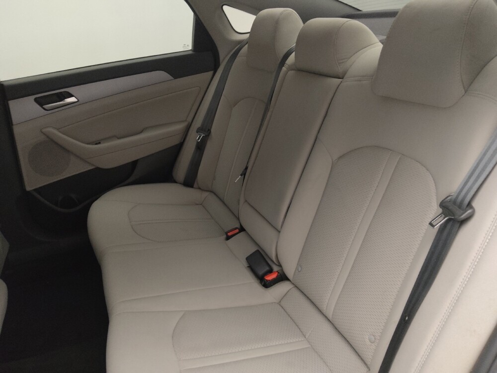 2018 Hyundai Sonata in Ocala, FL 34471 - 18087325 18