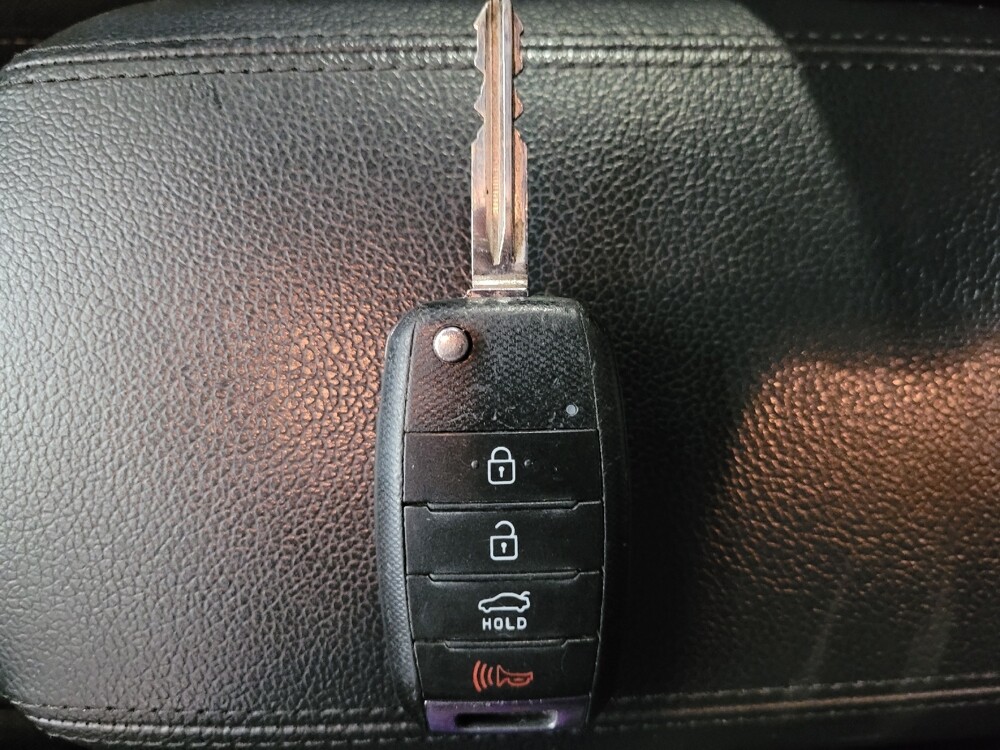 2016 Kia Forte Koup in Ocala, FL 34471 - 18087326 32