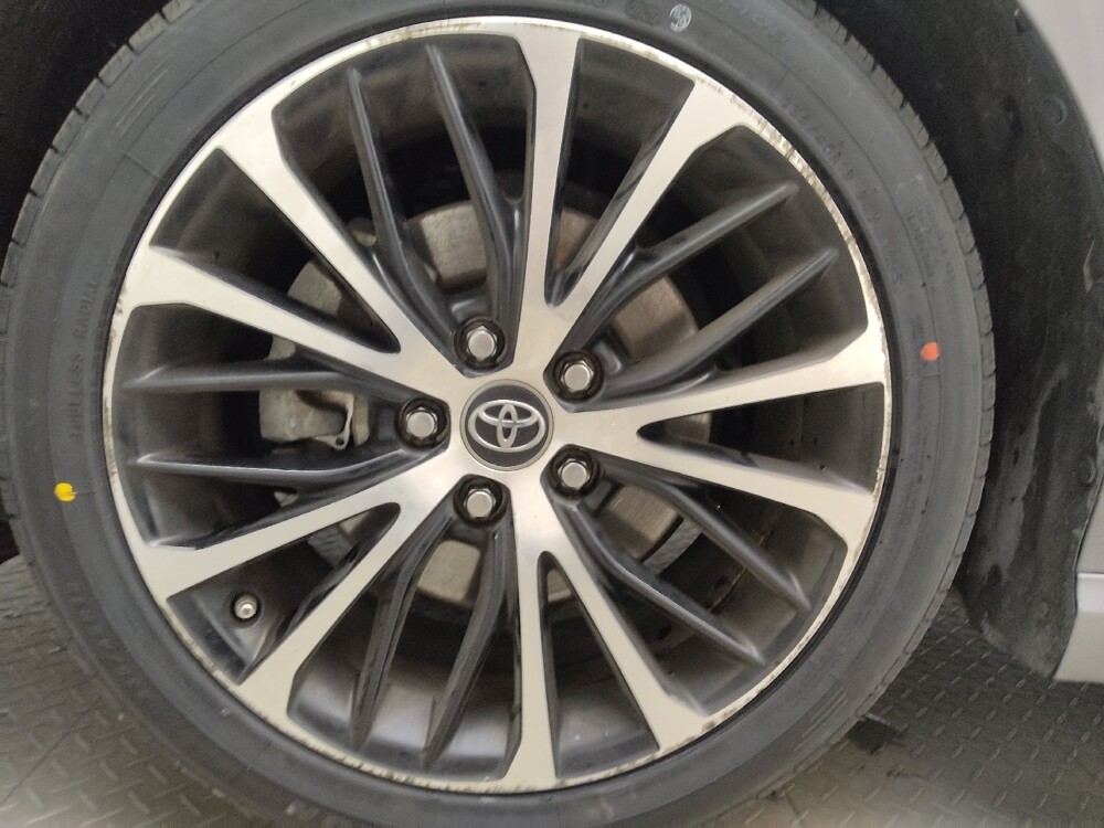 2019 Toyota Camry in Taylor, MI 48180 - 18087328 31