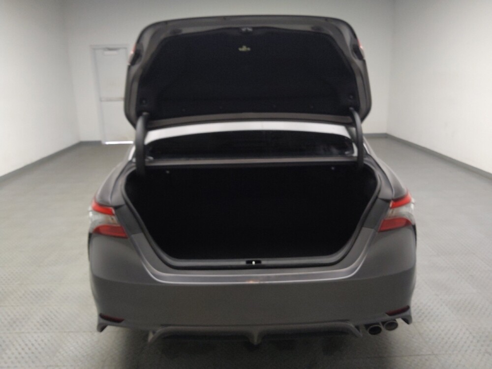 2019 Toyota Camry in Taylor, MI 48180 - 18087328 29