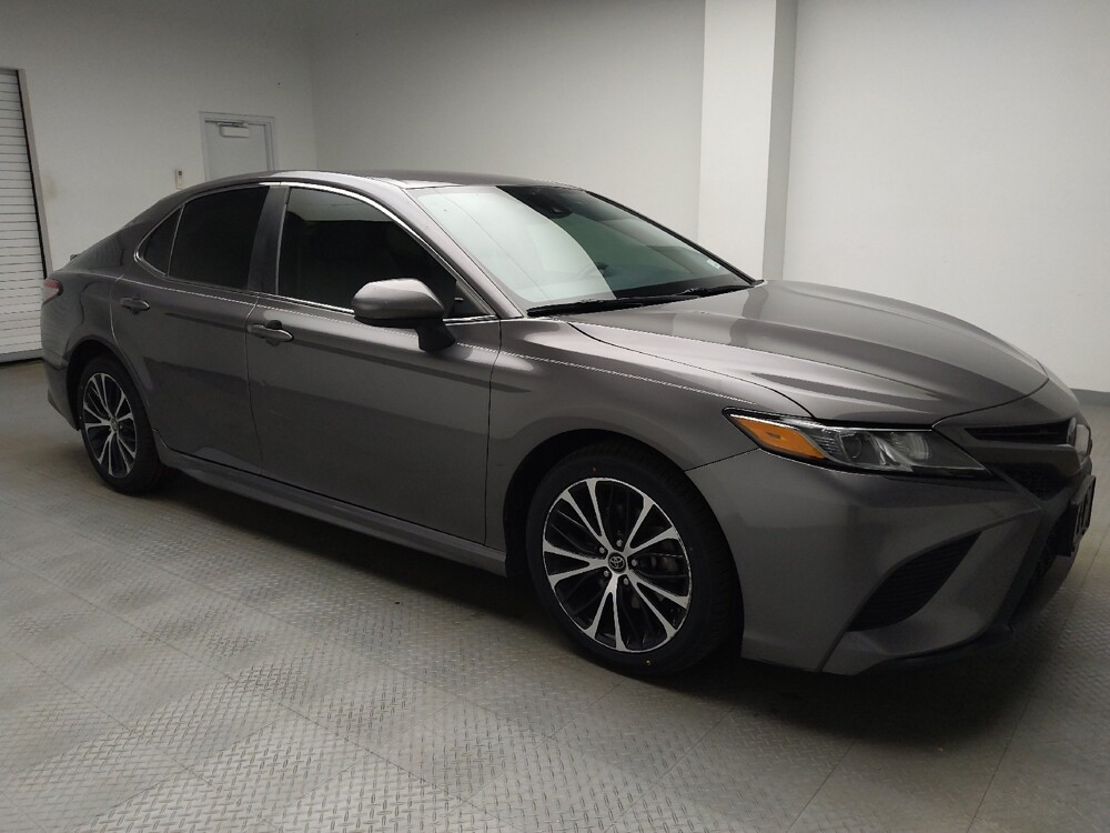 2019 Toyota Camry in Taylor, MI 48180 - 18087328 11