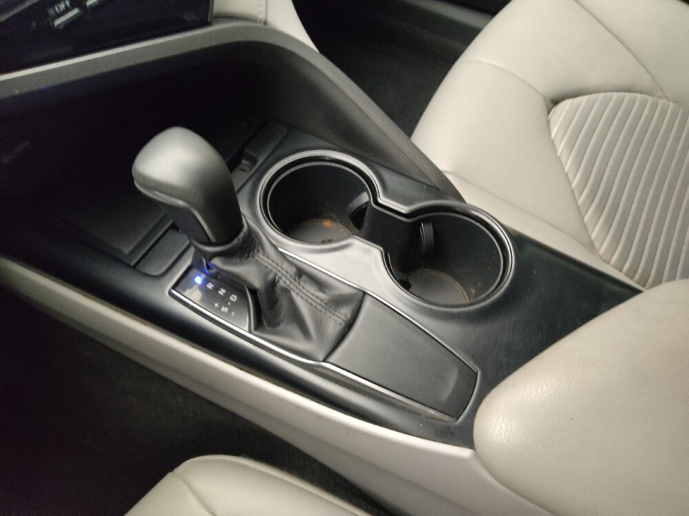 2019 Toyota Camry in Taylor, MI 48180 - 18087328 26