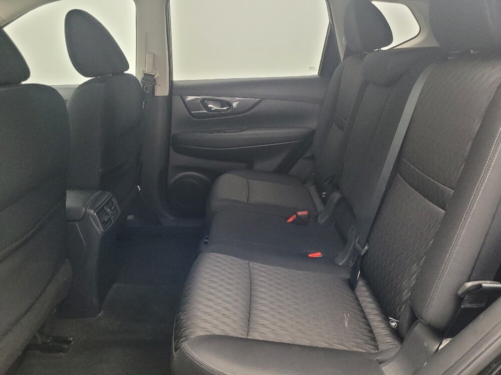 2017 Nissan Rogue in Gainesville, FL 32609 - 18087330 18