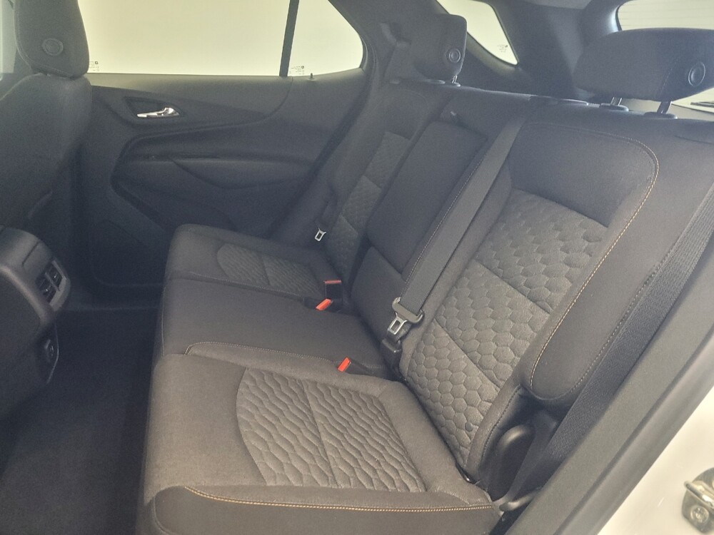 2019 Chevrolet Equinox in Indianapolis, IN 46222 - 18087332 18