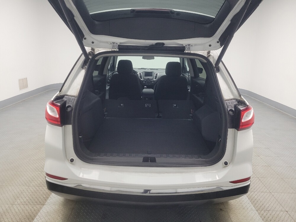 2019 Chevrolet Equinox in Indianapolis, IN 46222 - 18087332 29